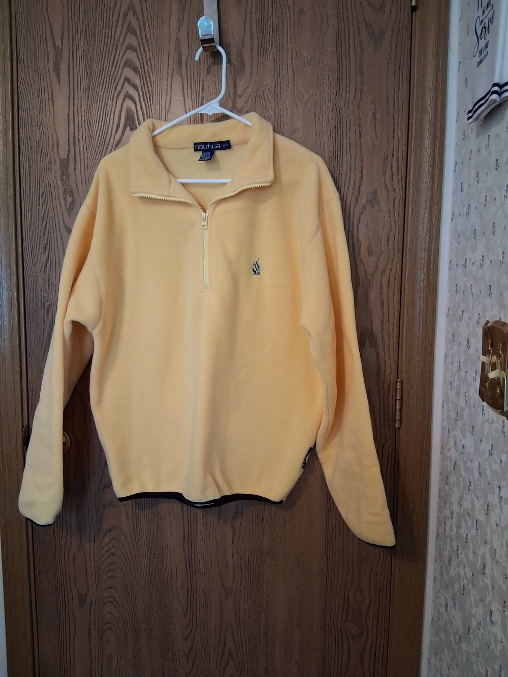Nautica Men’s Pale Yellow Half-Zip Fleece Pullover